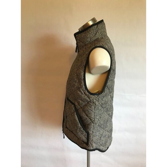 J. Crew Black and Tan Chevron Print Zip-Up Quilted Puffer Vest, Size Small - Picture 6 of 8